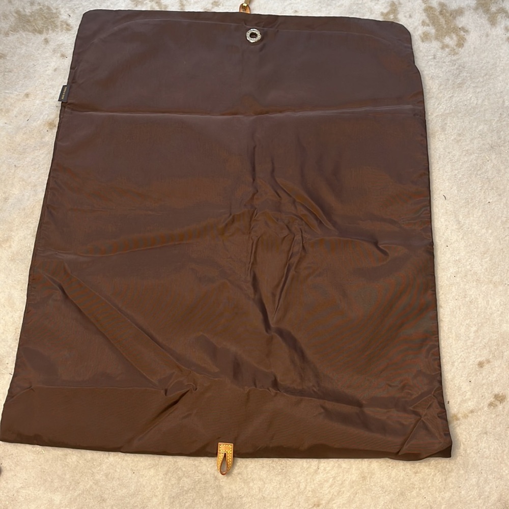 Louis Vuitton Garment Bag - Picture 12 of 12